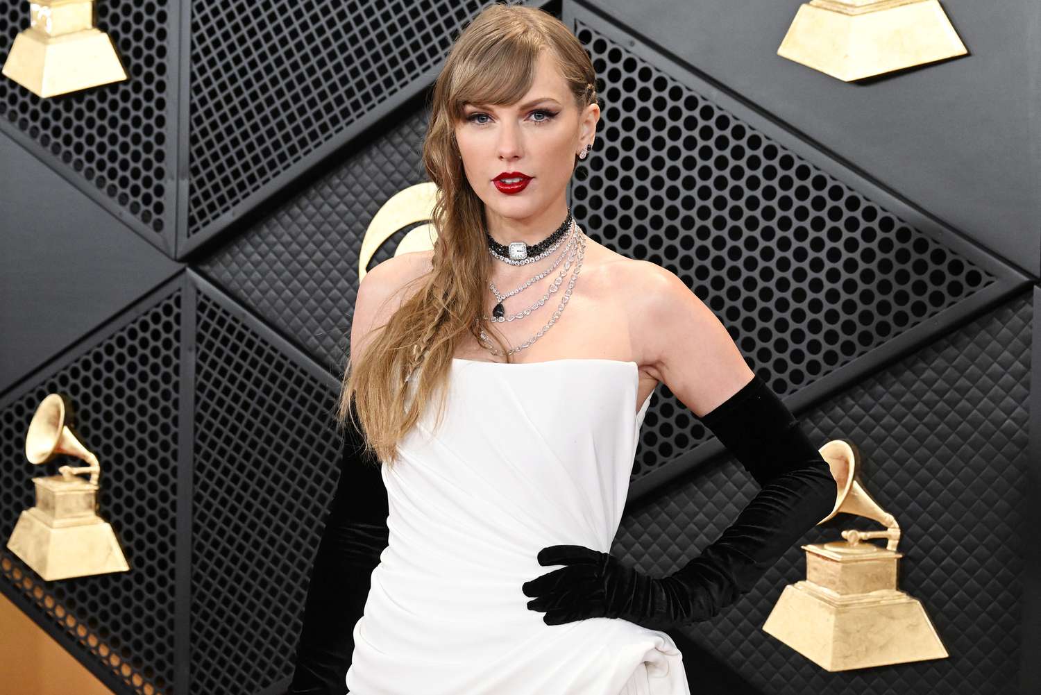 Red-Carpet Looks of Taylor Swift From the 66th Grammy Awards